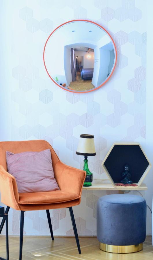 Your Stylish Basement Loft Close To Schonbrunn Apartment Wien